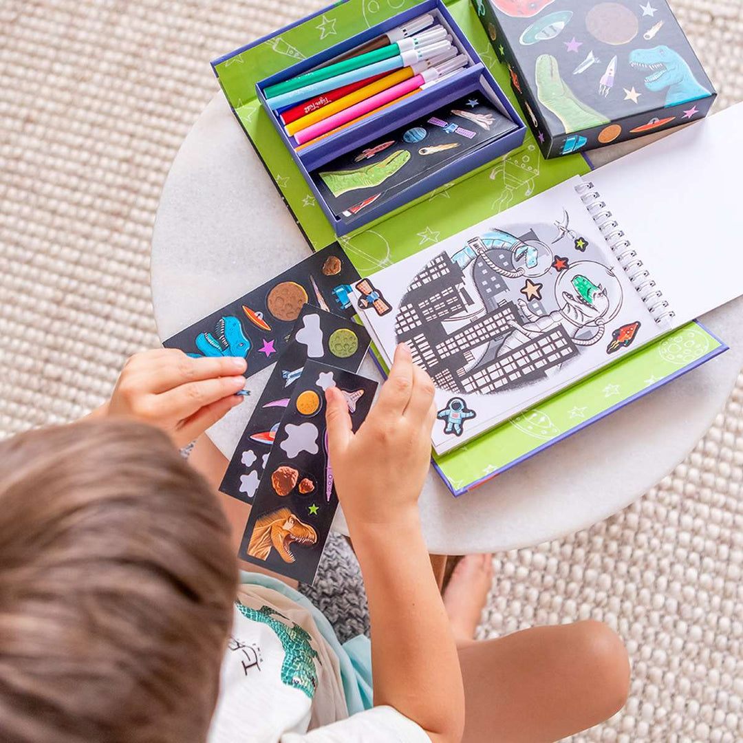 Colouring Set - Dinos In Space