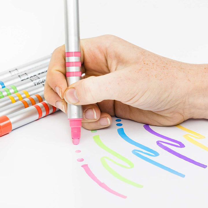 Dual-Tip Paint Pens